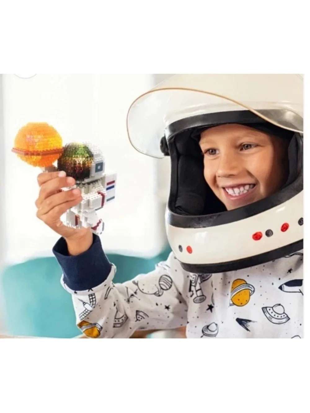 Toyzon NASA Space Anomaly Space Dunk Mini Block Set Led Light Kit 954 Pieces